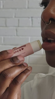 Natural Raspberry Lip Balm – Moisturizing & Soothing